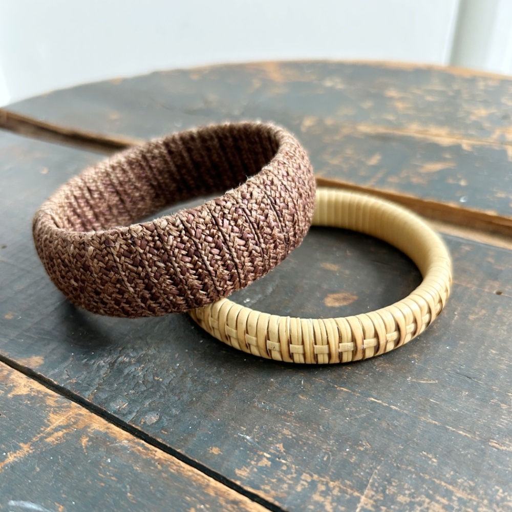 Set of 2 woven bangles